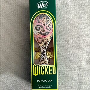 Wicked So Popular Wet Brush
